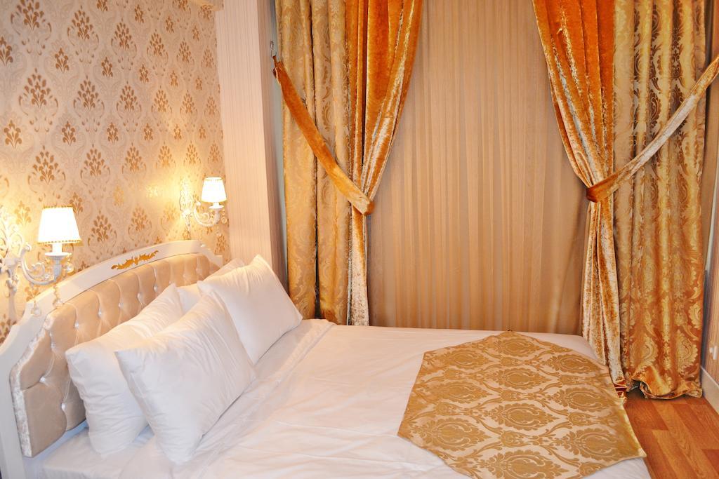 Alyon Hotel Taksim Istanbul Exterior photo